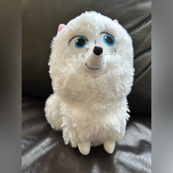 Gidget from The Secret Life of Pets - Picture 2 of 5